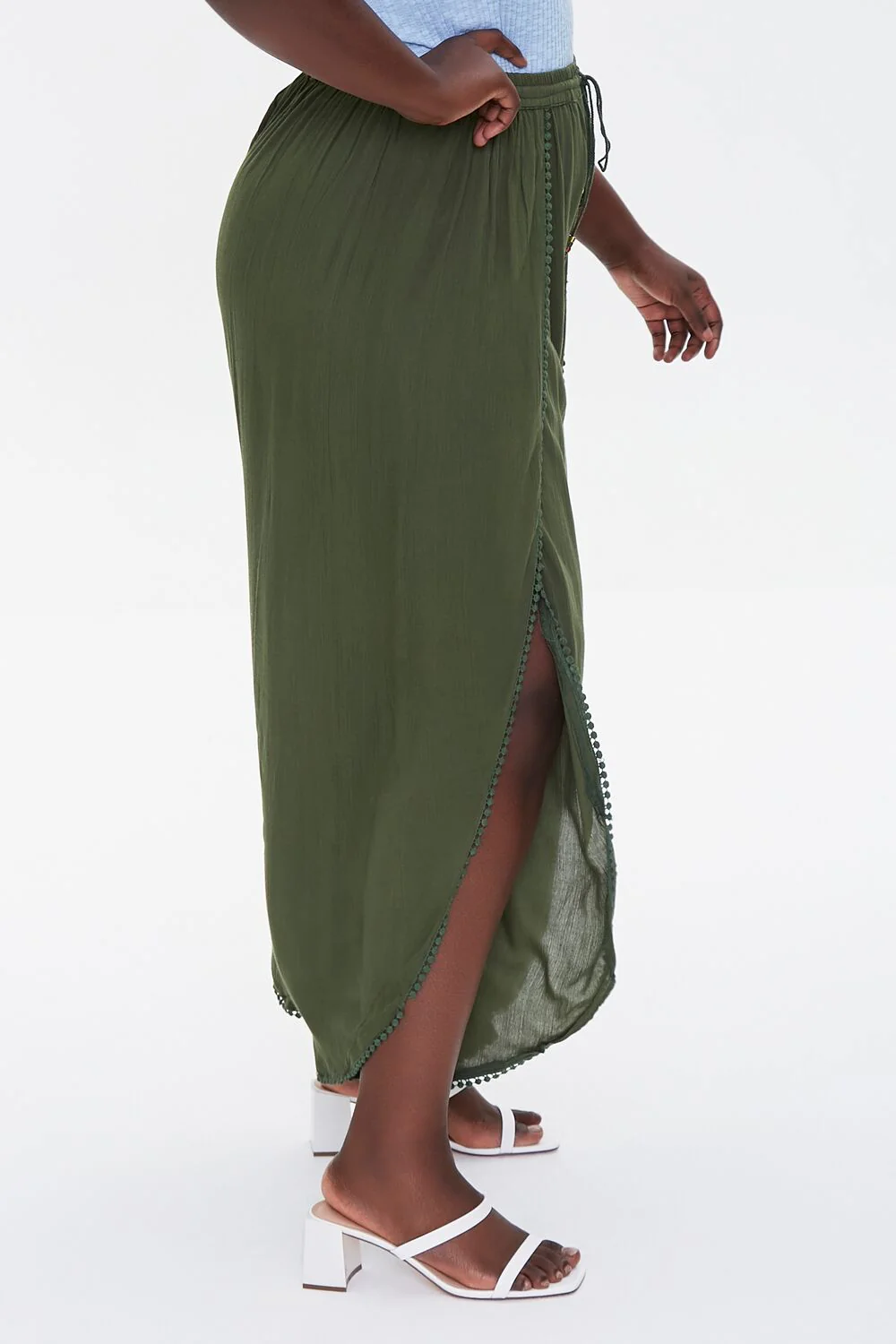 Plus Size Crochet-Trim Tassel Pants - Image 3