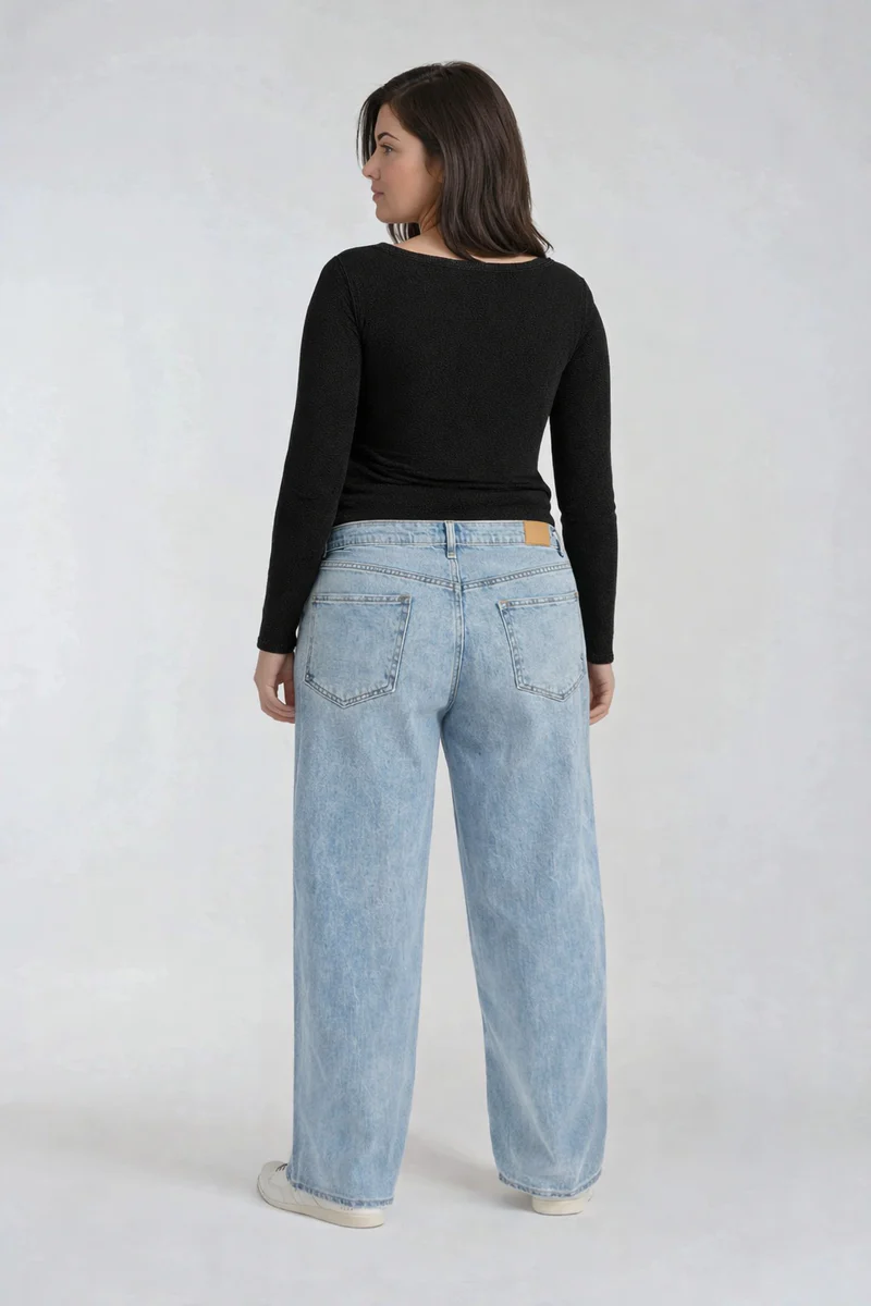 Plus Size Distressed Wide-Leg Jeans - Image 2